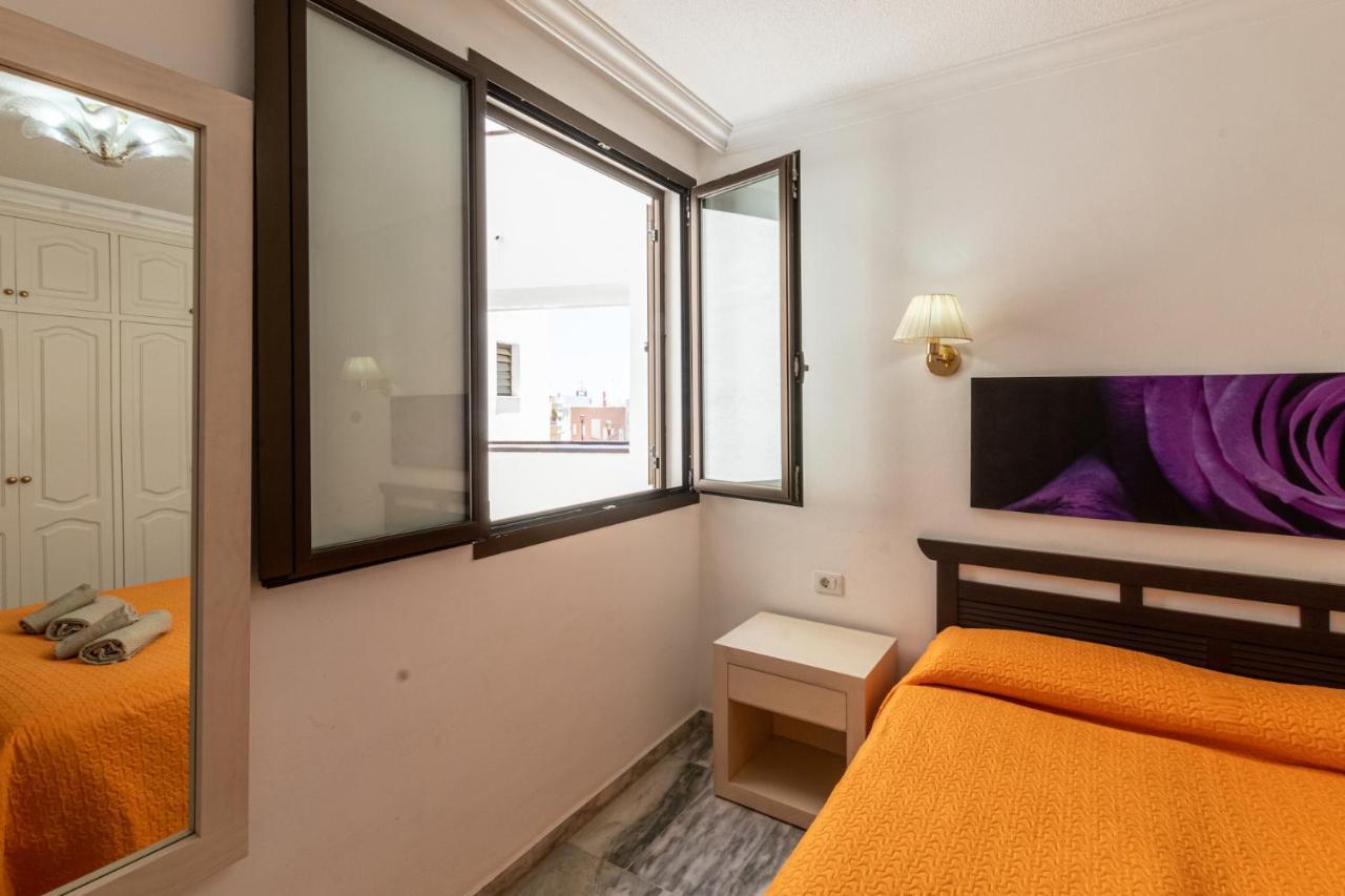 Apartamentos Lago Puerto de Santiago  Buitenkant foto